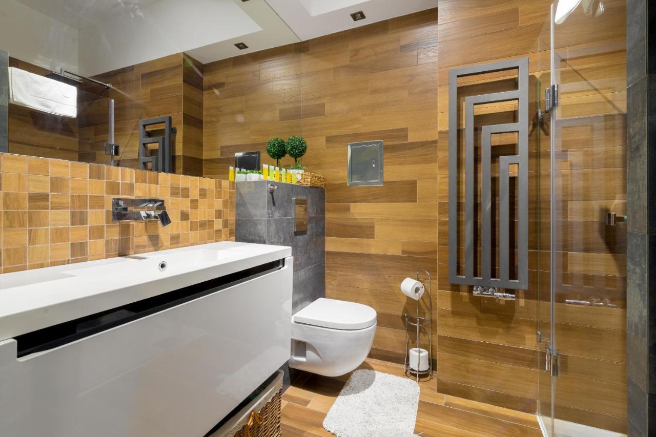 Hlonda Deluxe Apartment With Terrace วอร์ซอ ภายนอก รูปภาพ